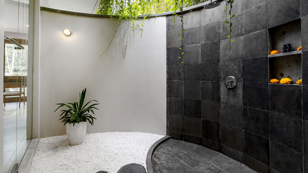 Pala Ubud - Villa Catur - Serene en suite outdoor shower